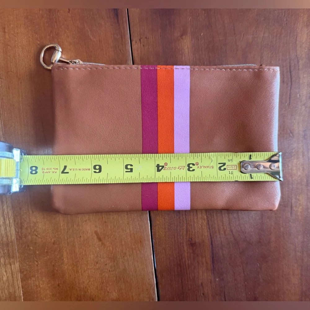 💙 4/$20 Ipsy Cosmetics Bag